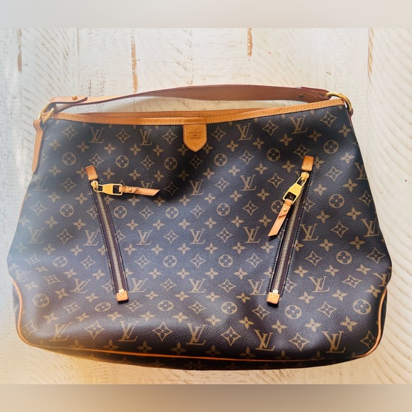 Louis Vuitton Handbags - Louis Vutton Monogram Canvas Delightful GM, excellent condition